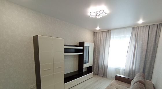 Сдаю двухкомнатную квартиру 57.0 м² этаж 6 город Донецк, Киевский район, проспект Панфилова Донецк