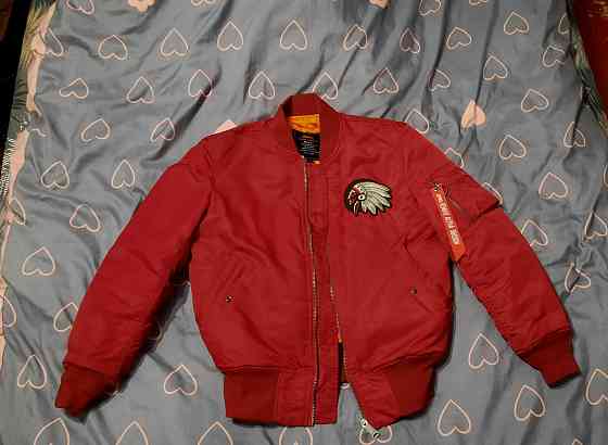Красный бомбер alpha obqsuw Донецк