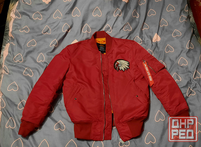 Красный бомбер alpha obqsuw Донецк - изображение 2