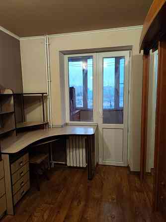 Пpодaётся уютная тpёxкомнатная квартиpа в Горняцком районе, мк-н.Зелёный Макеевка