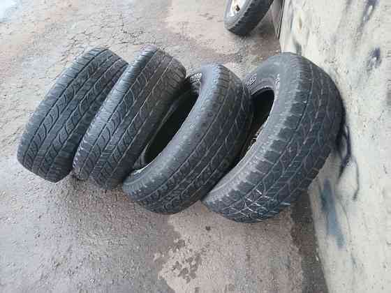 Продаю комплект всесезонной резины 245 70 16 Донецк