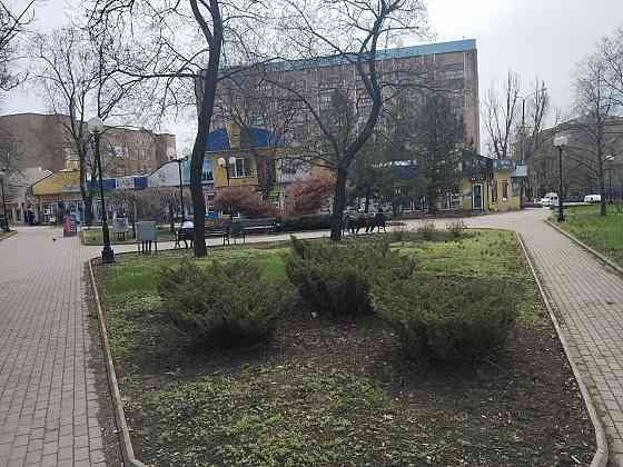 Собственник / Аренда помещения / магазина 17м2 в центре Донецка (около "Континента") / тел-3320070 Донецк