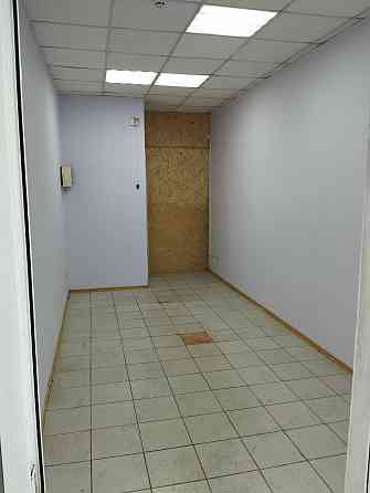 Собственник / Аренда помещения / магазина 17м2 в центре Донецка (около "Континента") / тел-3320070 Донецк