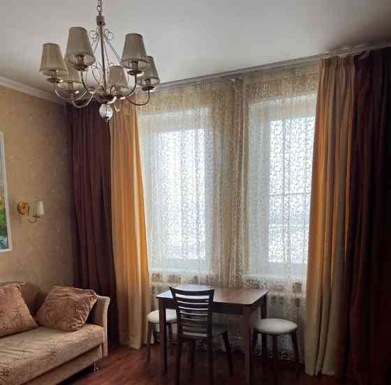 Сдаю двухкомнатную квартиру 54.0 м² этаж 2/9 Ворошиловский район, Школьный бульвар Донецк