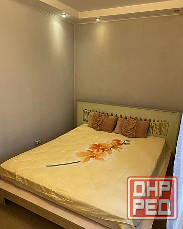 Сдаю двухкомнатную квартиру 45.0 м² этаж 1/2 Донецк, Ленинский район Донецк - изображение 1