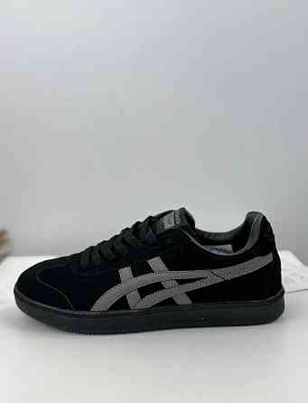 Кроссовки ASICS, новые, унисекс Макеевка