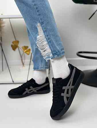 Кроссовки ASICS, новые, унисекс Макеевка