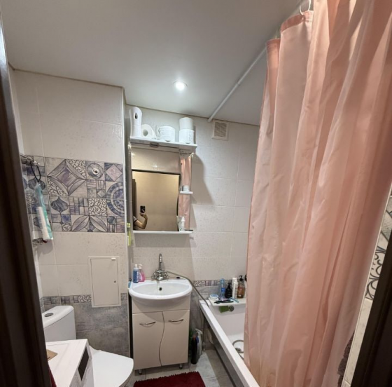 2к квартира в аренду для семьи Донецк