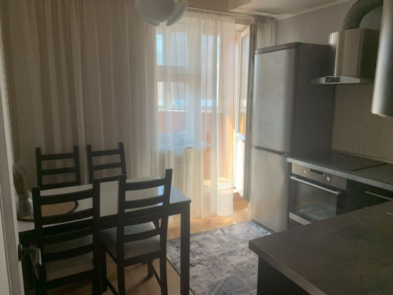 Сдаётся двухкомнатная студия Киевский район Донецк