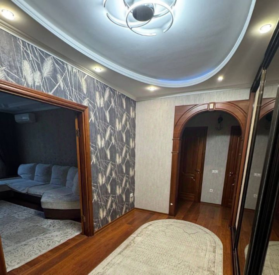 Сдается уютная трехкомнатная квартира с евроремонтом Донецк