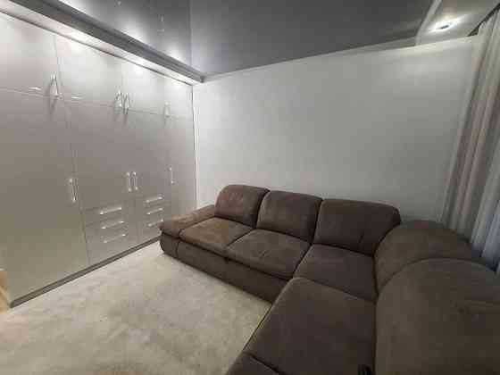 Сдаётся шикарная 3-х комнатная квартира Ленинский район, Стадионная Донецк