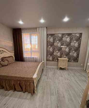 Сдаю двухкомнатную квартиру 58.0 м² этаж 10 город Донецк, Киевский район Донецк