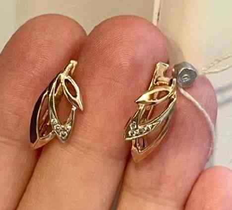 Продам золотые серьги Макеевка