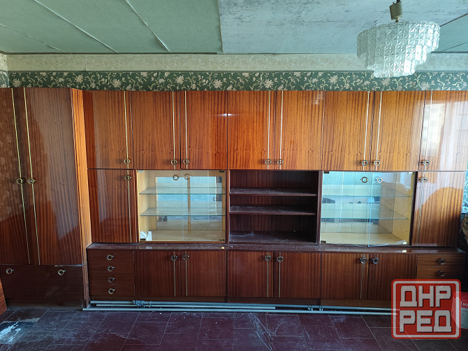 Отдам даром стенку, шифоньер Донецк - изображение 1