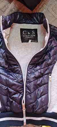 Куртки на весну на возврат 4-5 лет. Донецк