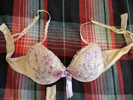 Продам комплект бюстгальтер стринги р. 44 74в Донецк