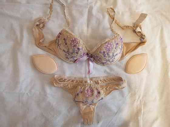 Продам комплект бюстгальтер стринги р. 44 74в Донецк