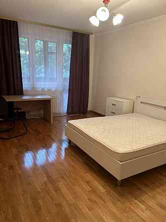 Сдаю двухкомнатную квартиру 58.0 м² Донецк