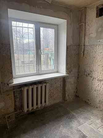 Продам 2к кв. Комарова Луганск