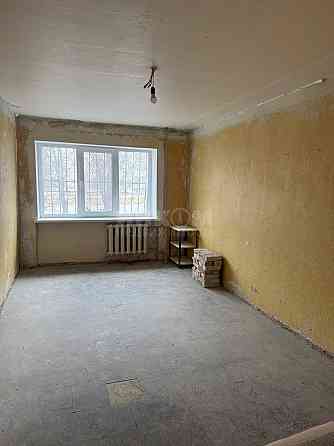 Продам 2к кв. Комарова Луганск