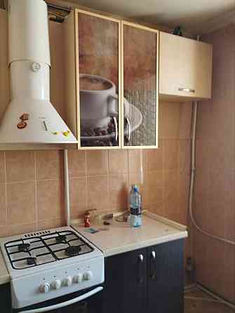 Продам 3-х комнатную комнатную квартиру Сталинку , Макеевка, Кировский район, ул. Советская. Макеевка