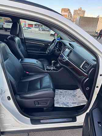 Toyota Highlander Донецк