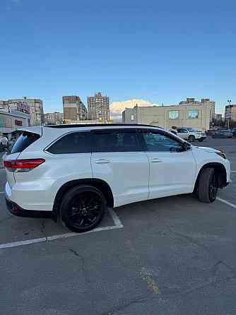 Toyota Highlander Донецк