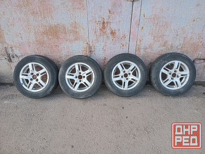 Продаю комплект колёс р 13 Донецк - изображение 1