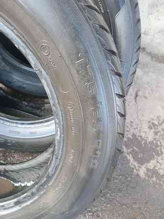 Продаю комплект резины р 14 Донецк