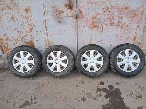 Продаю комплект колёс р 16 с зимней резиной Донецк