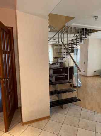 Продам элитную квартиру на площади Ленина. Донецк