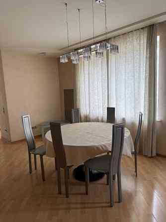 Продам элитную квартиру на площади Ленина. Донецк