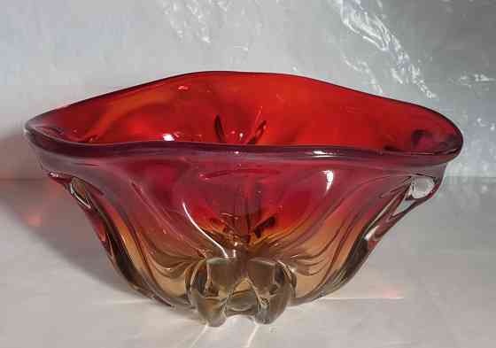 Ваза конфетница толстое рубиновое стекло. Донецк