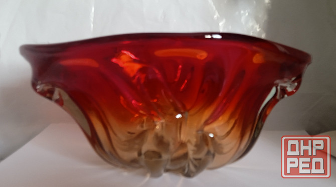 Ваза конфетница толстое рубиновое стекло. Донецк - изображение 1