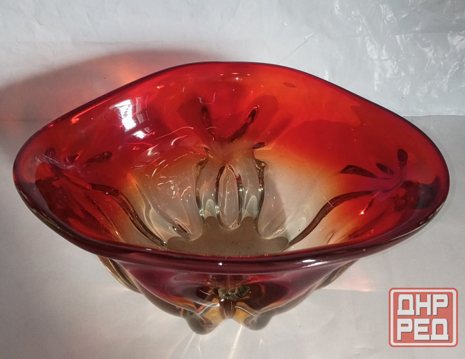 Ваза конфетница толстое рубиновое стекло. Донецк - изображение 2