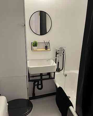 Сдаю однокомнатную квартиру 33.0 м² этаж 1/5 город Донецк, Парк Гулливер, Детская областная Донецк