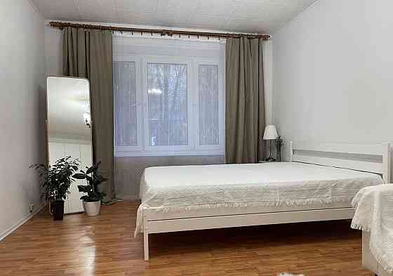 Сдаю однокомнатную квартиру 33.0 м² этаж 1/5 город Донецк, Парк Гулливер, Детская областная Донецк