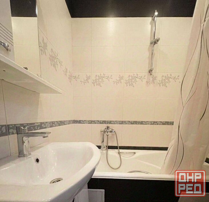 Срочная сдача крупногабаритной двухкомнатной квартиры в Киевском районе Донецка, Донецк - изображение 5