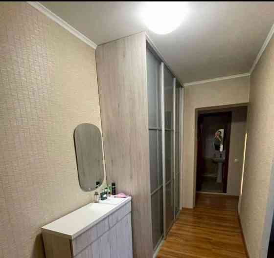 Сдаю двухкомнатную квартиру 53.0 м² этаж 3 город Донецк, Петровский район Донецк