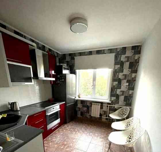 Сдаю двухкомнатную квартиру 53.0 м² этаж 3 город Донецк, Петровский район Донецк