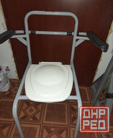 Продам стул-туалет на колесах и ходунки на колесах Макеевка - изображение 2