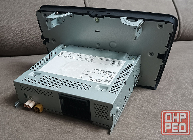 Оригинальная штатная магнитола skoda octavia А7 Донецк - изображение 2