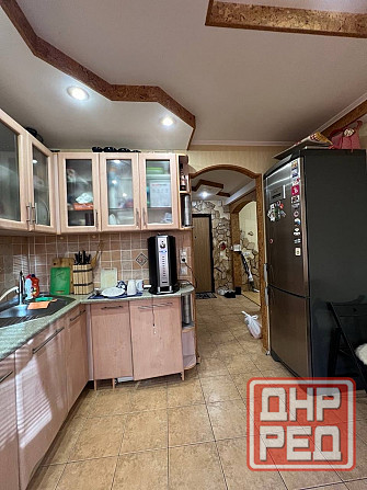 Сдаётся просторная однушка в Будёновском районе Донецк - изображение 1