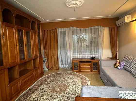 Трехкомнатная квартира в аренду, в Ворошиловском районе ( Крытый рынок) Донецк