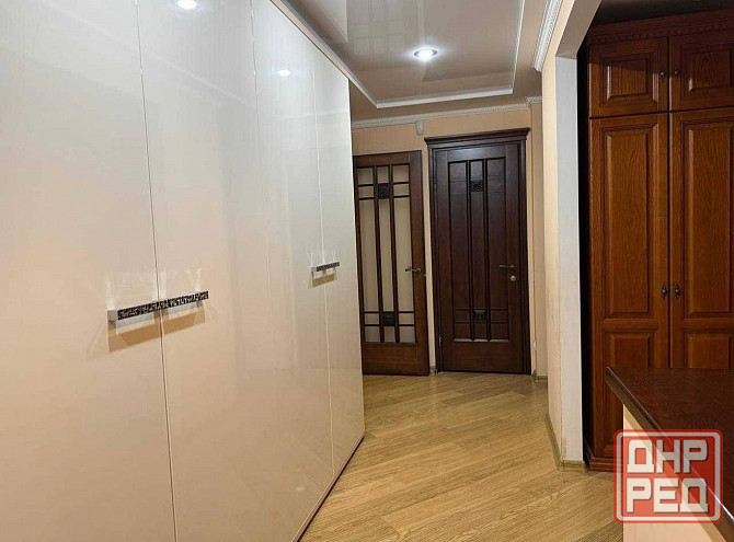 Трехкомнатная квартира в аренду, в Ворошиловском районе ( Крытый рынок) Донецк - изображение 7