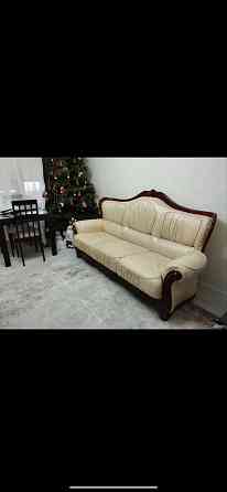 Продам кожаный диван и кресла Донецк