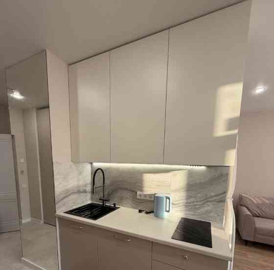 Сдаю однокомнатную квартиру в Ворошиловском районе Донецка ( проспект павших коммунаров) Донецк