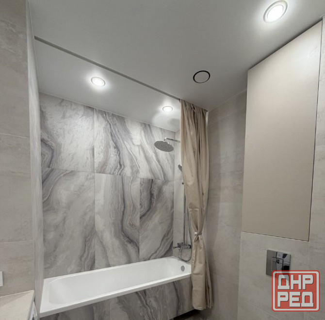 Сдаю однокомнатную квартиру в Ворошиловском районе Донецка ( проспект павших коммунаров) Донецк - изображение 4