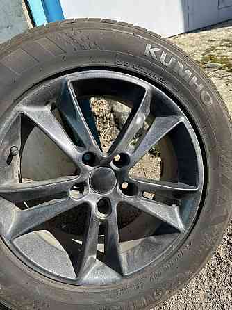 Резина летняя Kumho 215/60 r16 с дисками Донецк