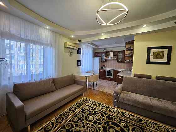 Продам 3х комн бульвар Пушкина Донецк